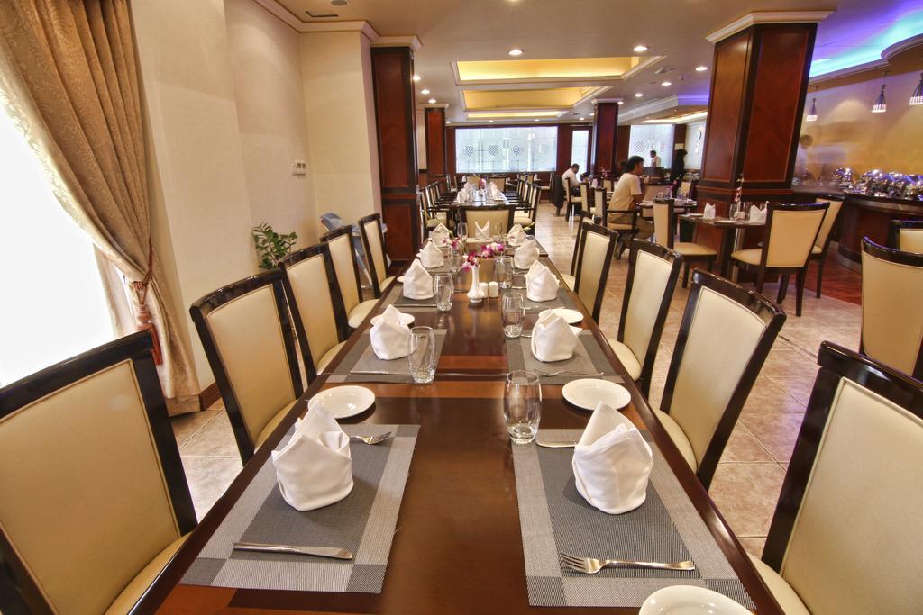 Majan Continental Hotel Маскат Екстер'єр фото