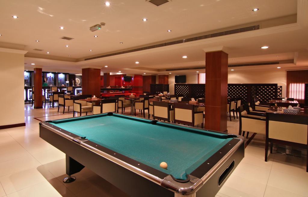 Majan Continental Hotel Маскат Екстер'єр фото
