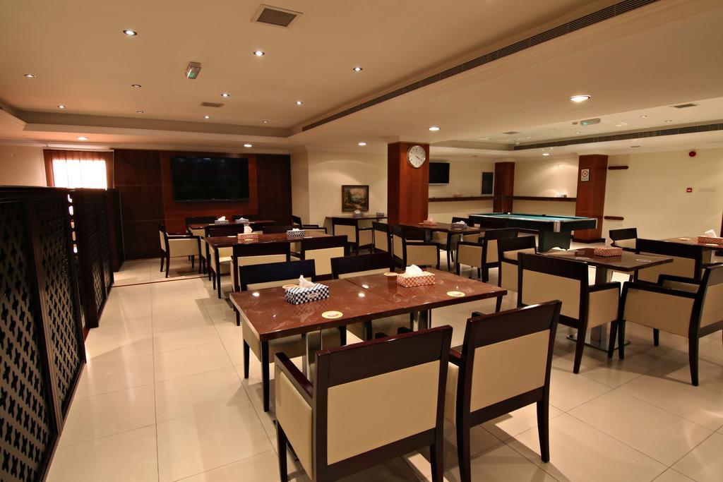 Majan Continental Hotel Маскат Екстер'єр фото