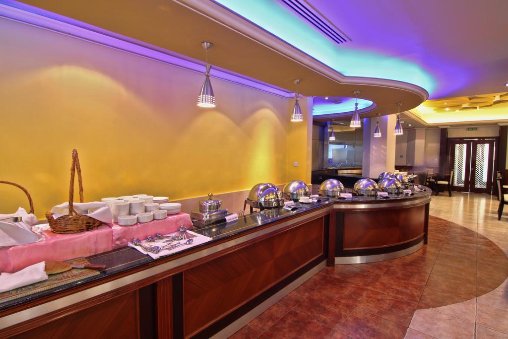 Majan Continental Hotel Маскат Екстер'єр фото