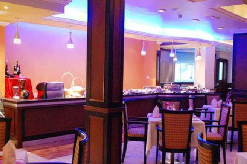 Majan Continental Hotel Маскат Екстер'єр фото