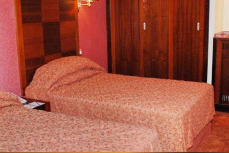 Majan Continental Hotel Маскат Екстер'єр фото